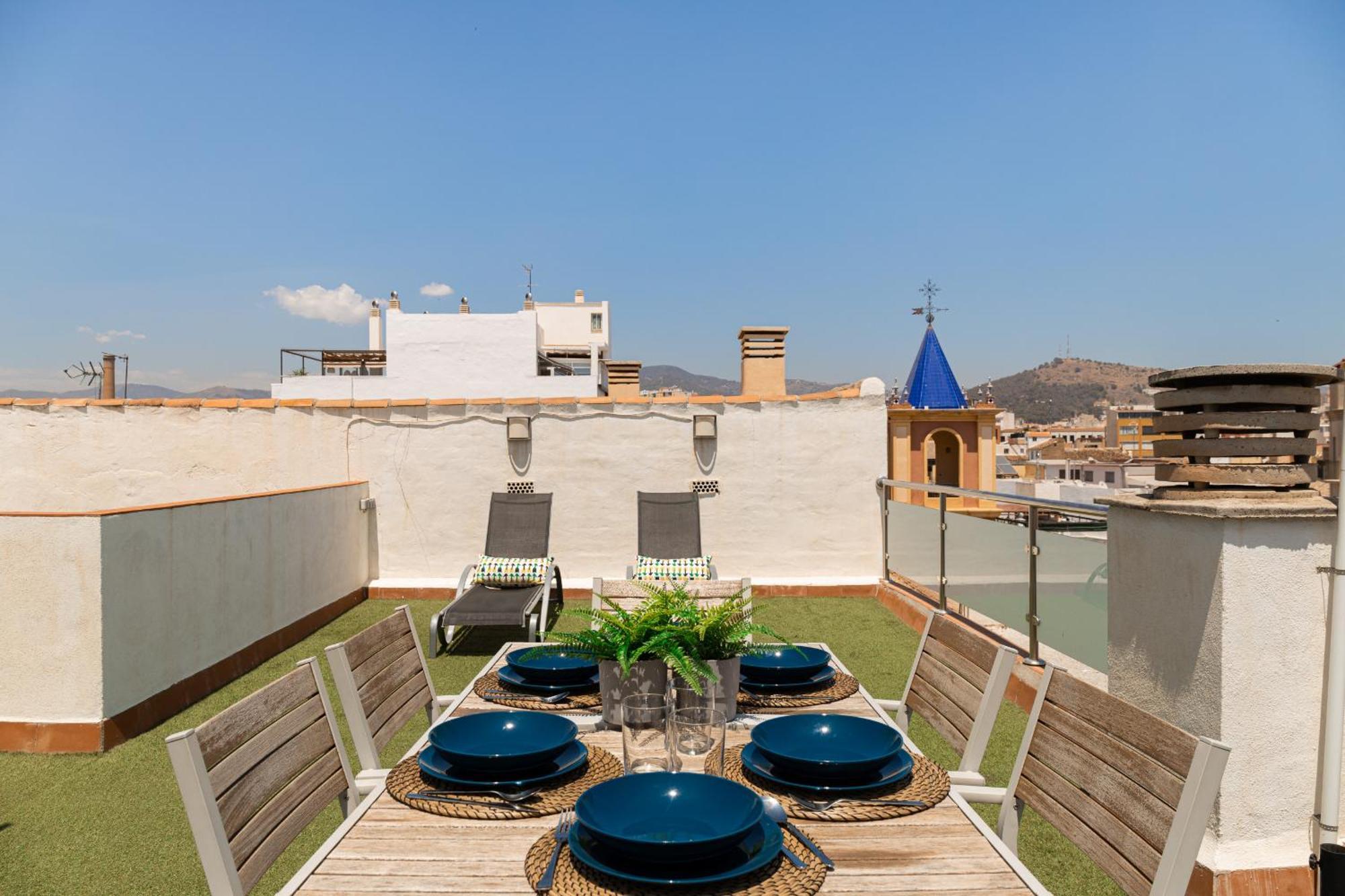 Апартаменты C103 - Sunny Terrace, Old Town Views Малага Экстерьер фото